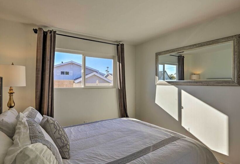 Oceanside Home W/ Patio & Grill, Walk To Beach!