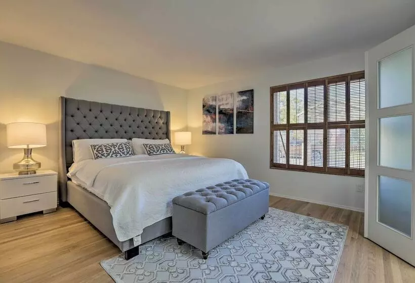 Oceanside Home W/ Patio & Grill, Walk To Beach!