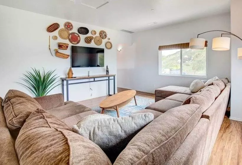 Mountaintop Ramona Home: Private Pool, Near Lake!