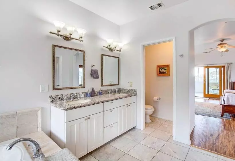 Mountaintop Ramona Home: Private Pool, Near Lake!