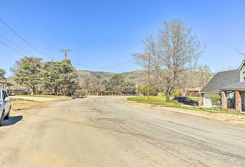 Newly Updated, Dog Friendly Peakview House!