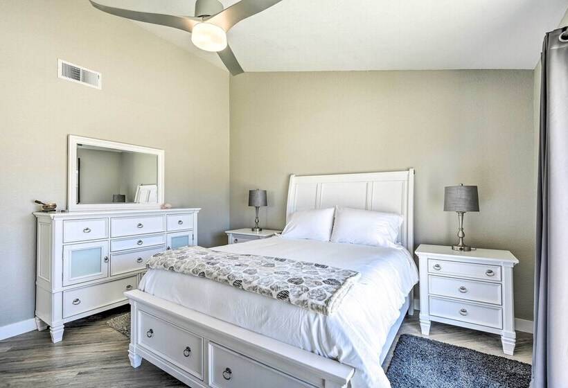 Newly Updated, Dog Friendly Peakview House!