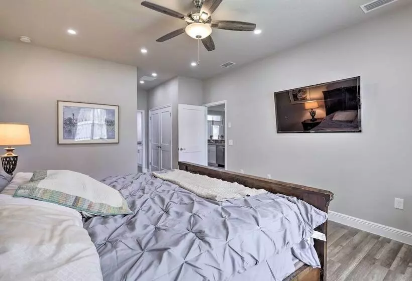 Palm Bay Home W/ Patio & Yard   12 Mi To Beach!