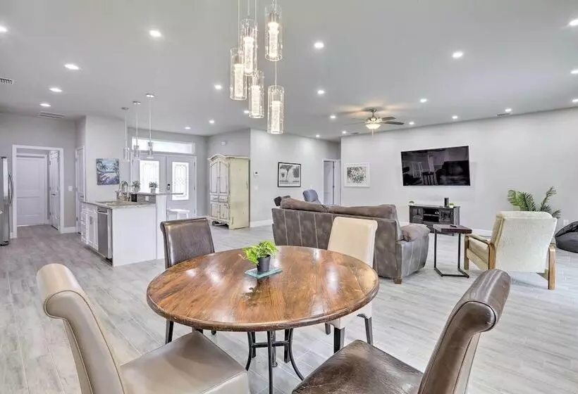 Palm Bay Home W/ Patio & Yard   12 Mi To Beach!