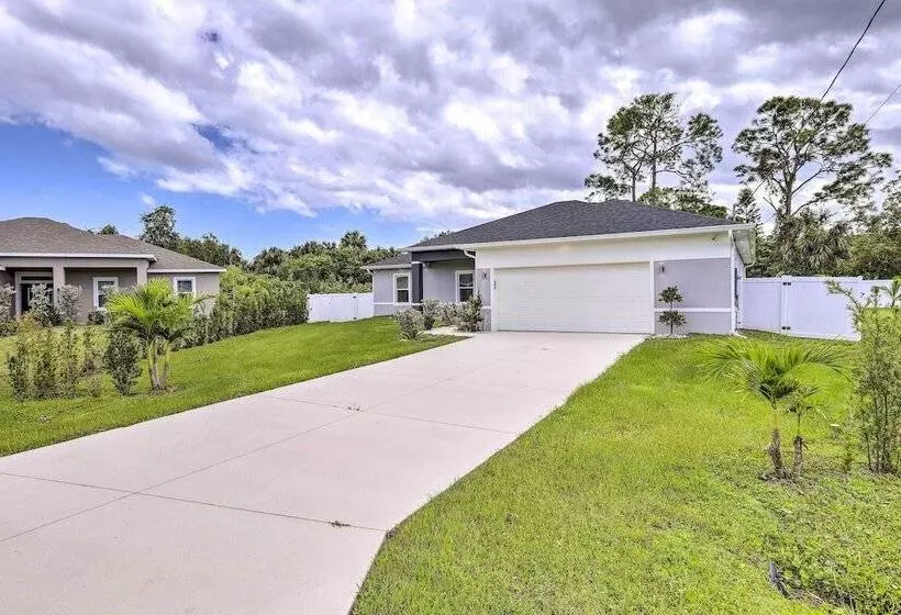 Palm Bay Home W/ Patio & Yard   12 Mi To Beach!