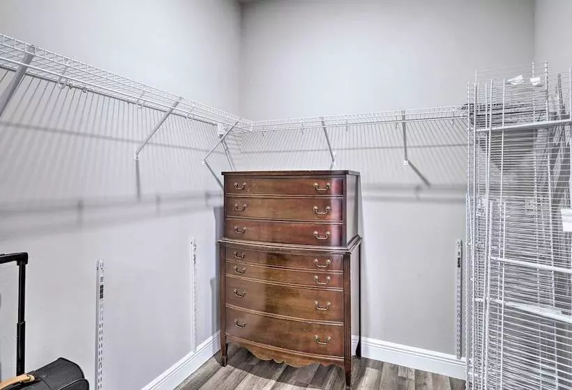 Palm Bay Home W/ Patio & Yard   12 Mi To Beach!