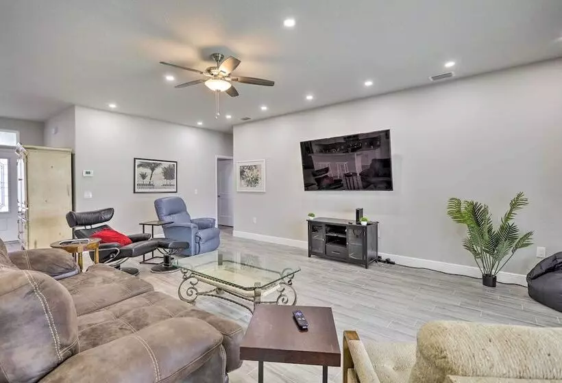 Palm Bay Home W/ Patio & Yard   12 Mi To Beach!