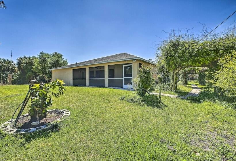 Peaceful Lehigh Acres Home W/ Grill + Lanai!