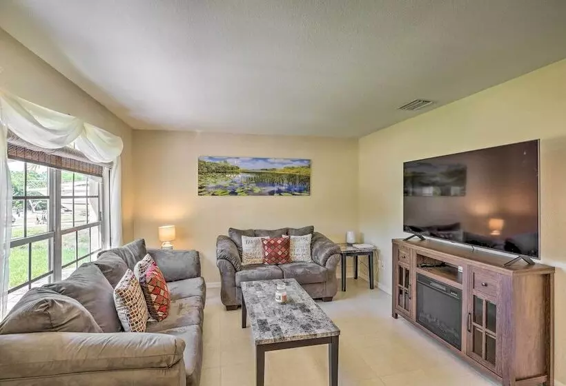 Peaceful Lehigh Acres Home W/ Grill + Lanai!