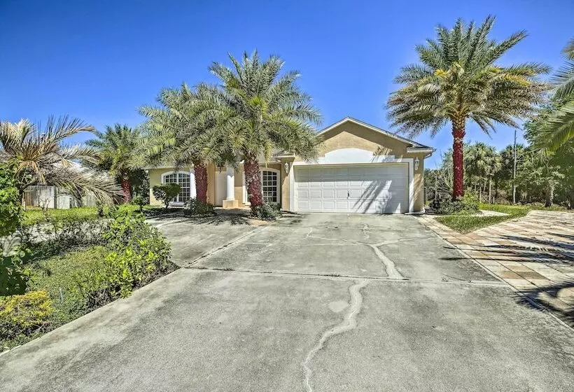 Peaceful Lehigh Acres Home W/ Grill + Lanai!