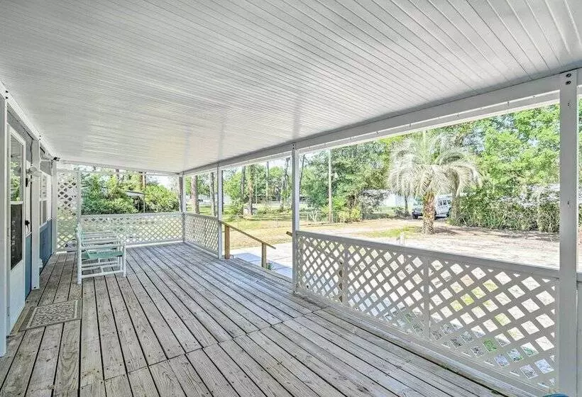 Peaceful Satsuma Escape W/ Dunns Creek Access