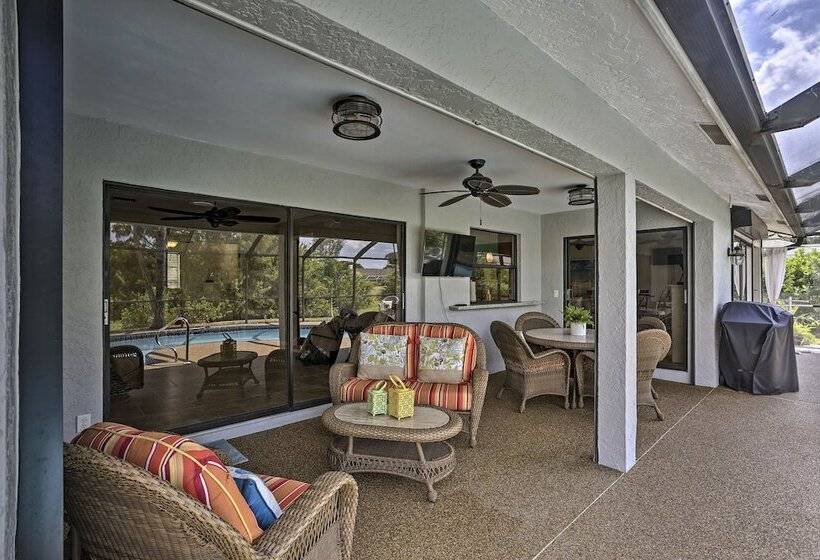 Pet Friendly Fort Myers Home W/ Patio & Grill!