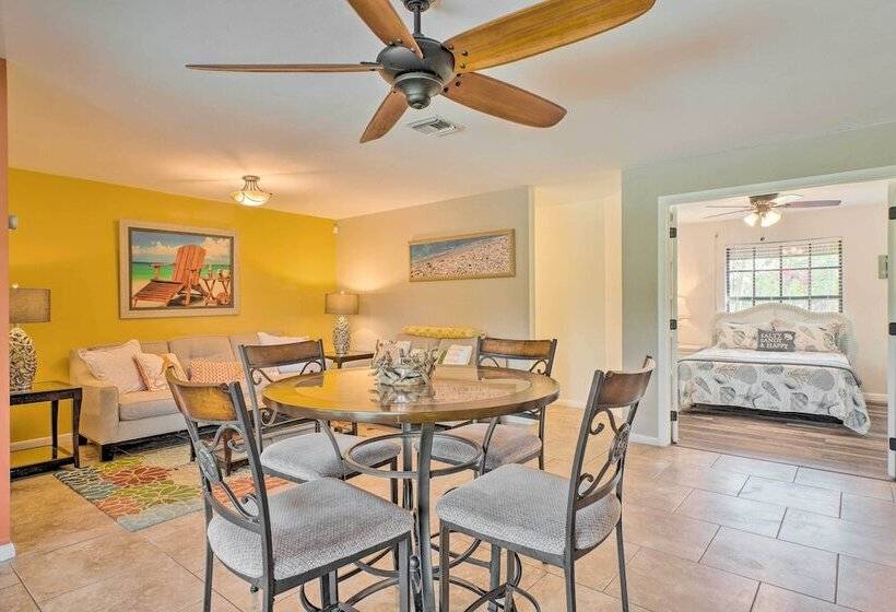 Pet Friendly Fort Myers Home W/ Patio & Grill!