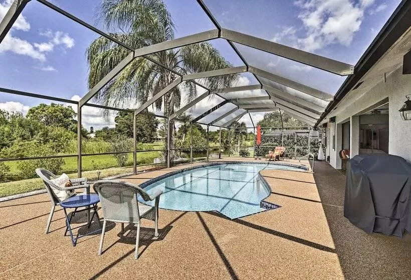 Pet Friendly Fort Myers Home W/ Patio & Grill!