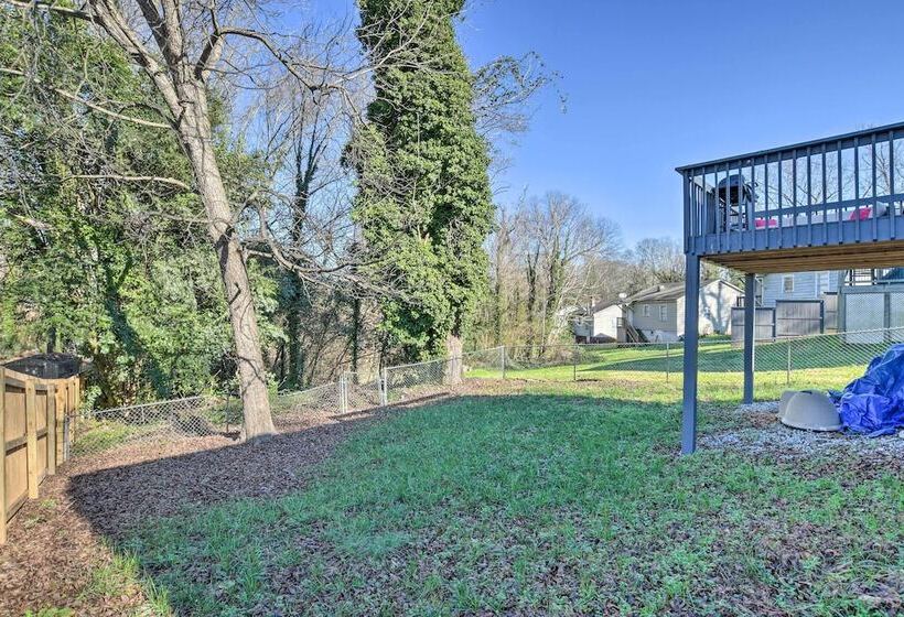 Pet Friendly Greenville Dwelling ~ 2 Mi From Dtwn!