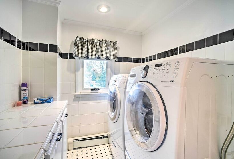 Pet Friendly Latham Retreat ~ 7 Mi To Albany!