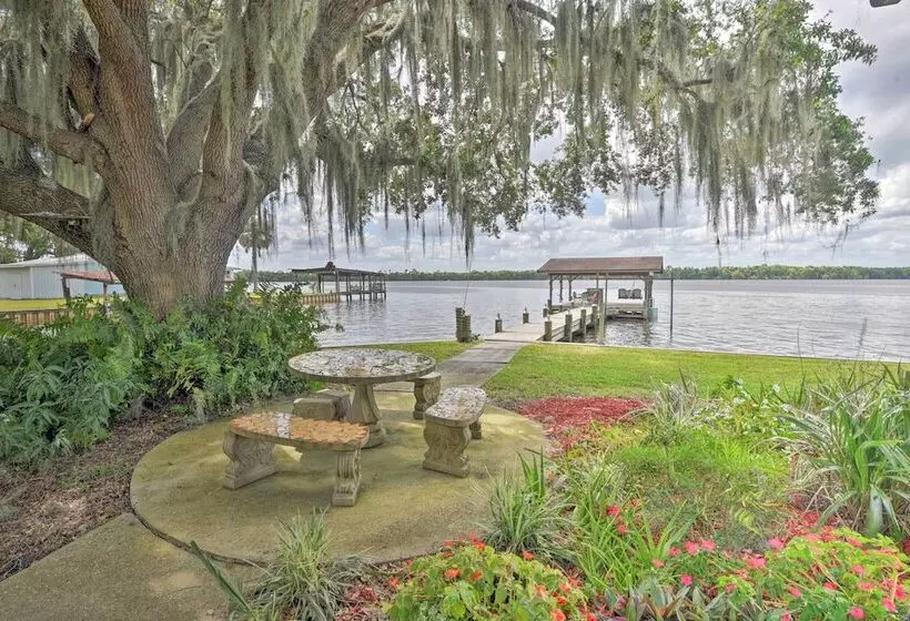 Picturesque Retreat On St Johns River + Docks