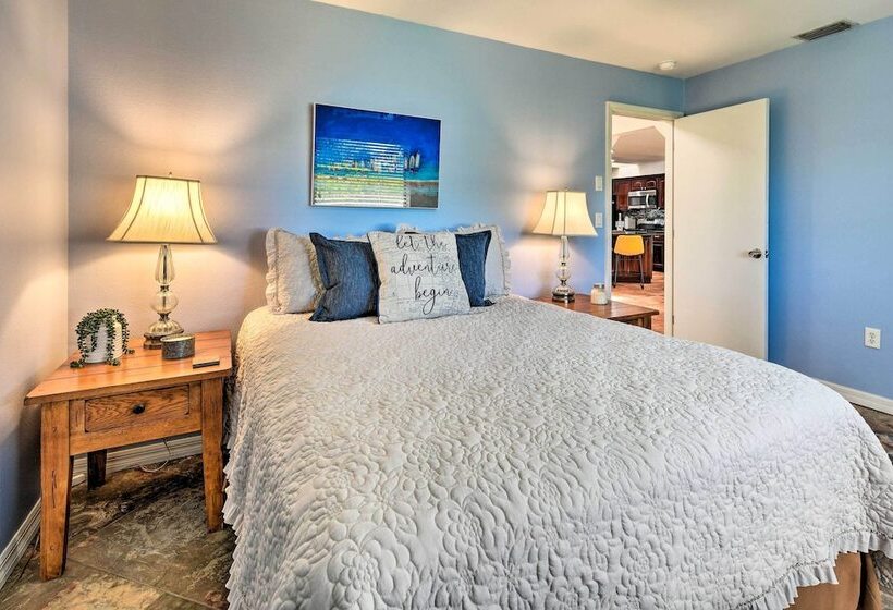 Port Charlotte Retreat W/ Heated Pool & Spa!