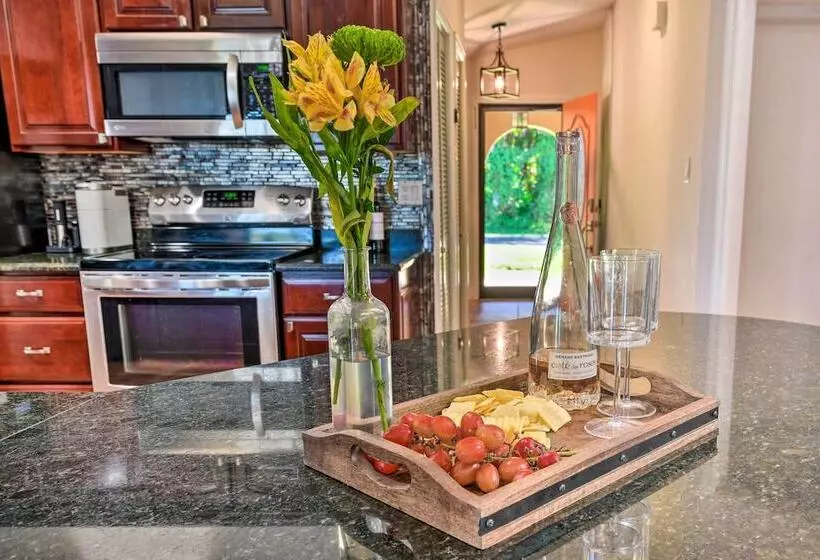 Port Charlotte Retreat W/ Heated Pool & Spa!