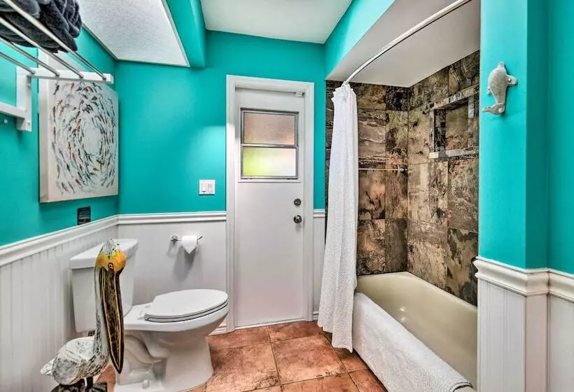 Port Charlotte Retreat W/ Heated Pool & Spa!