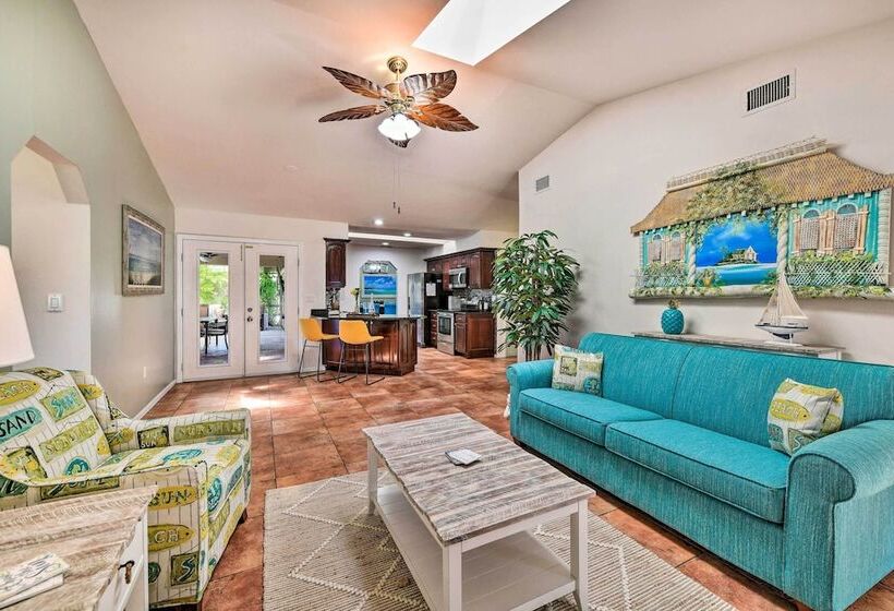 Port Charlotte Retreat W/ Heated Pool & Spa!