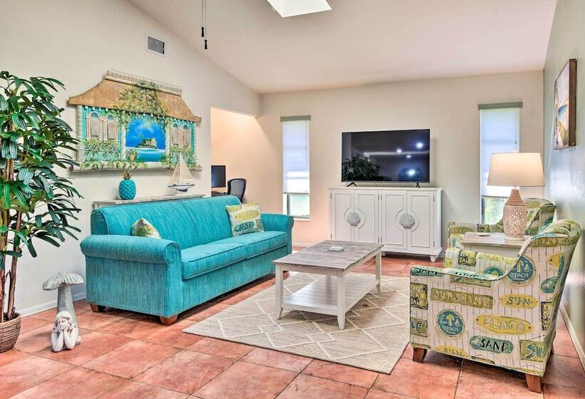Port Charlotte Retreat W/ Heated Pool & Spa!