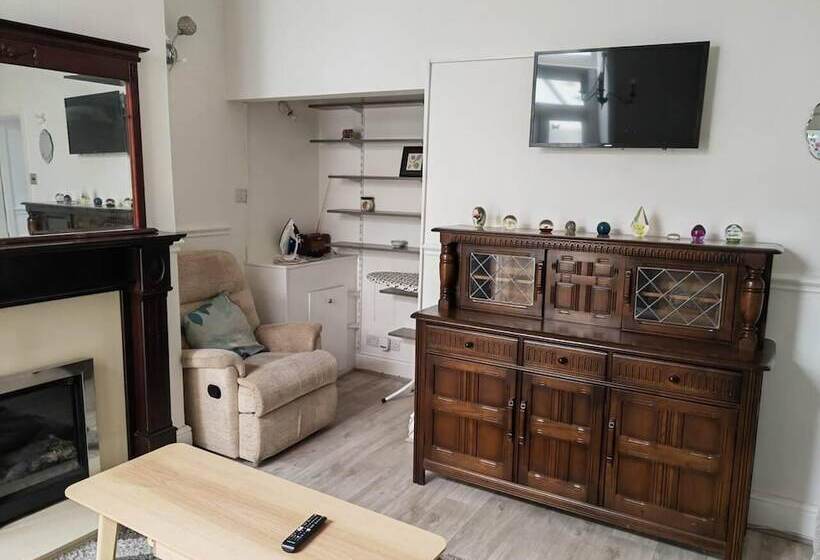 דירת נופש Fine 3 Bed House In Manchester For Up To 6 People