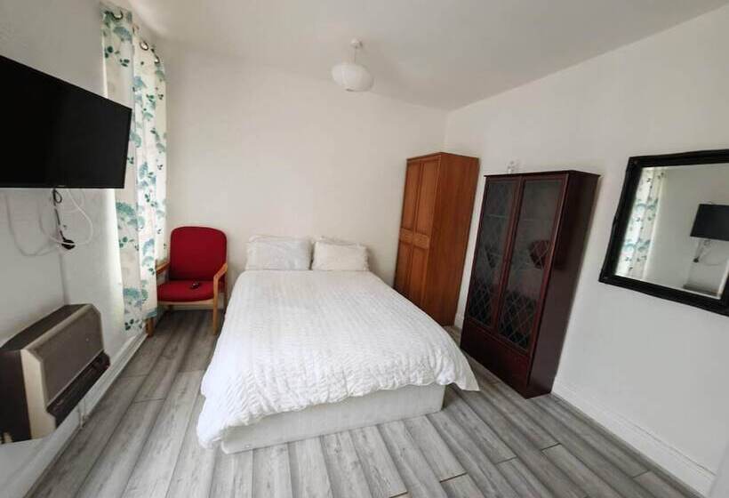 דירת נופש Fine 3 Bed House In Manchester For Up To 6 People