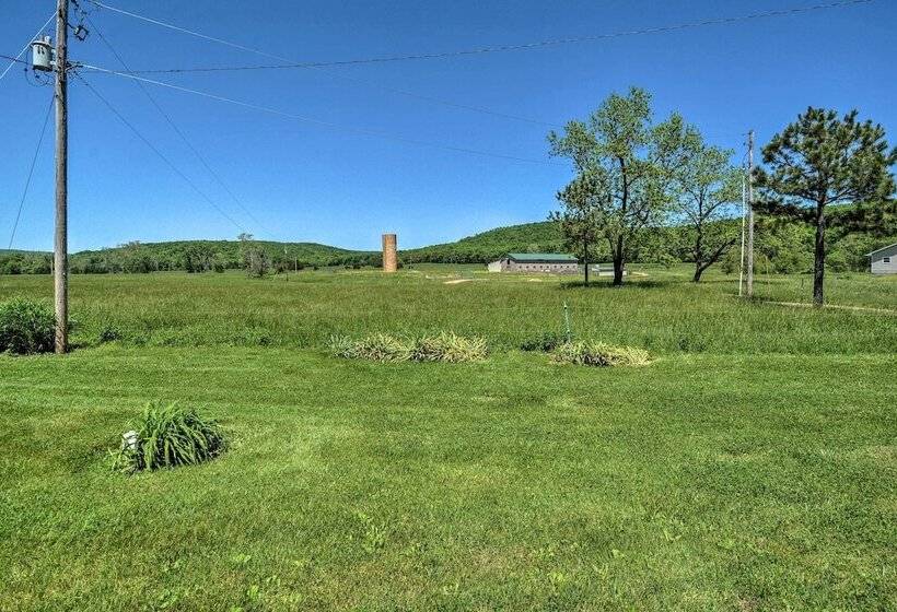 Rustic Ironton Home W/ Deck & Fire Pit On Creek!