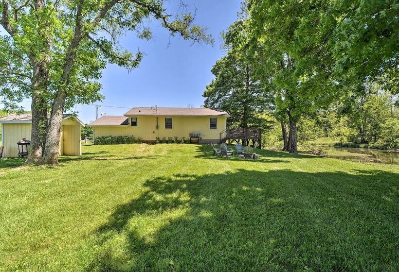Rustic Ironton Home W/ Deck & Fire Pit On Creek!