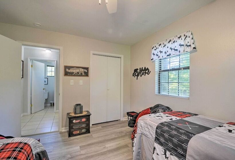 Rustic Ironton Home W/ Deck & Fire Pit On Creek!