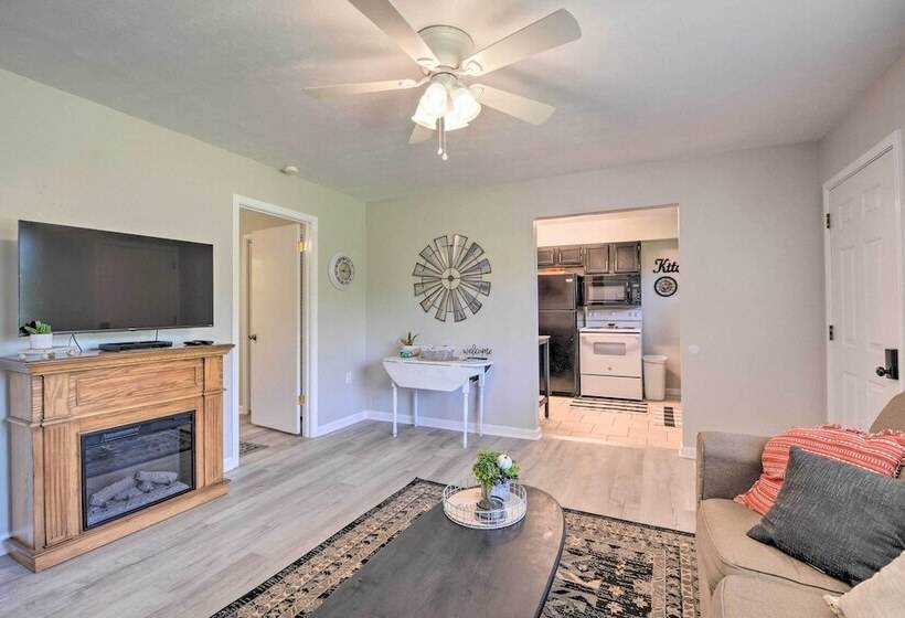 Rustic Ironton Home W/ Deck & Fire Pit On Creek!