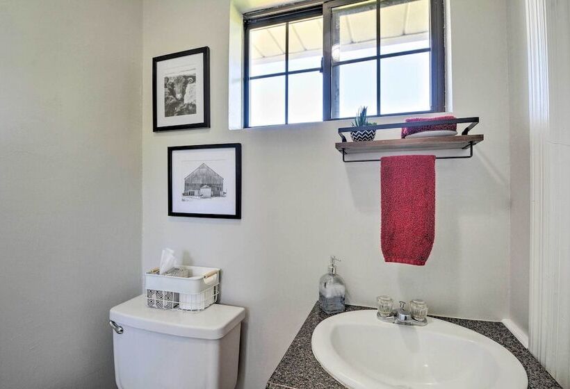 Rustic Ironton Home W/ Deck & Fire Pit On Creek!