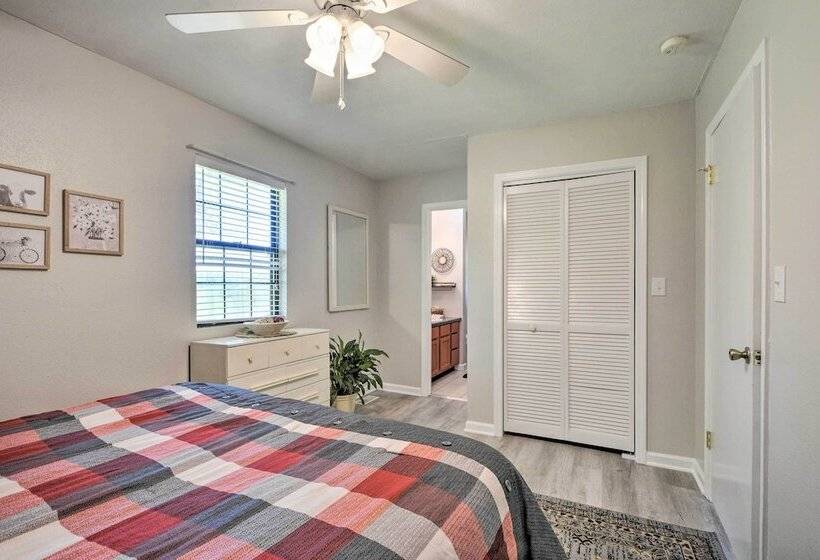 Rustic Ironton Home W/ Deck & Fire Pit On Creek!