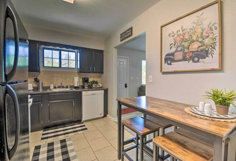 Rustic Ironton Home W/ Deck & Fire Pit On Creek!