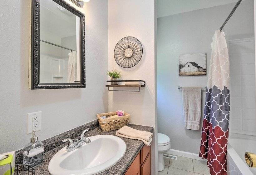 Rustic Ironton Home W/ Deck & Fire Pit On Creek!