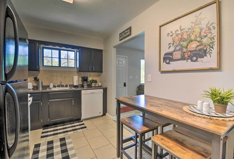 Rustic Ironton Home W/ Deck & Fire Pit On Creek!