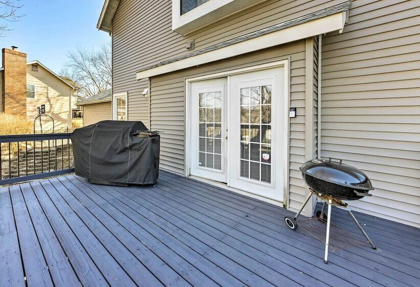 Saint Charles House Near Historic Downtown!