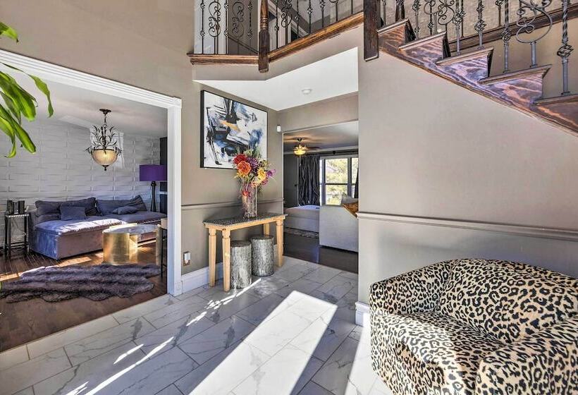 Saint Charles House Near Historic Downtown!