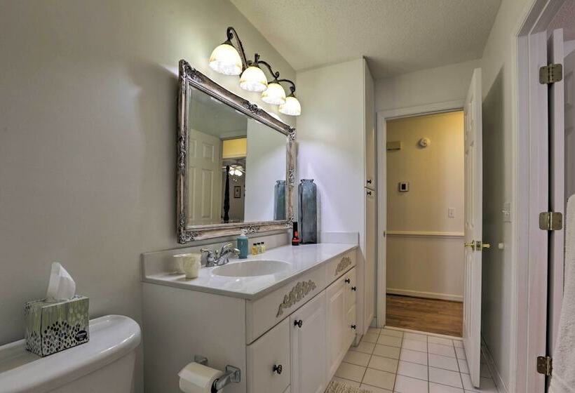 Seagrass Cottage  < 1 Mi To Fishing, Boating