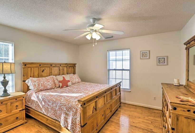 Seagrass Cottage  < 1 Mi To Fishing, Boating