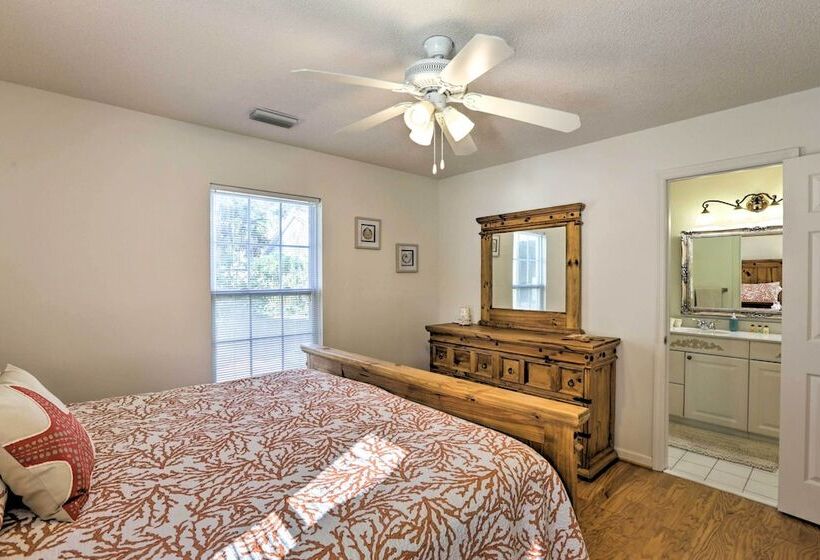 Seagrass Cottage  < 1 Mi To Fishing, Boating