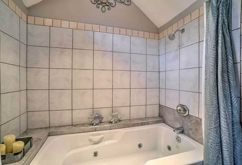 Shell Knob Guest House W/ Lake View, Fire Pit