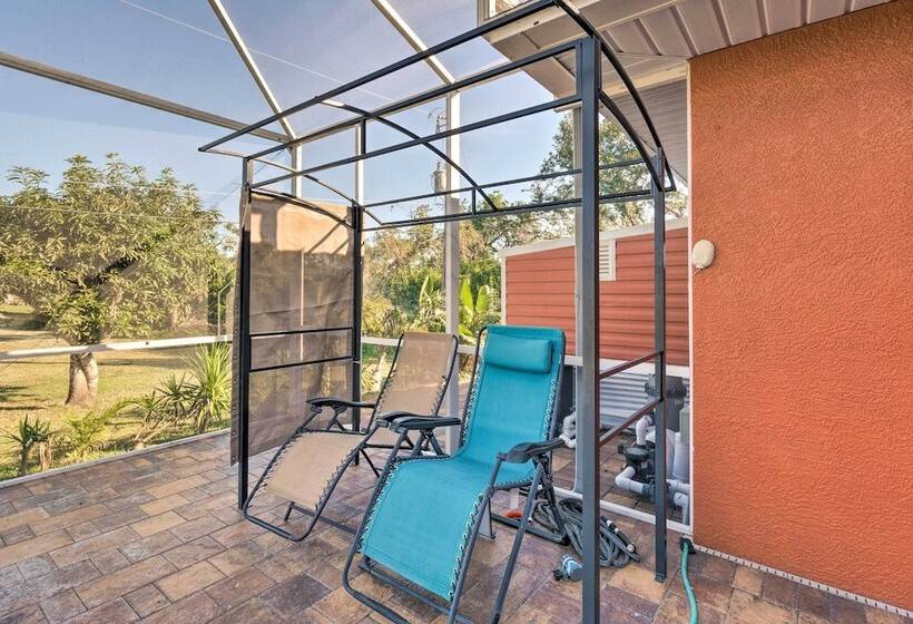 Spacious Port Charlotte Home W/ Lanai!