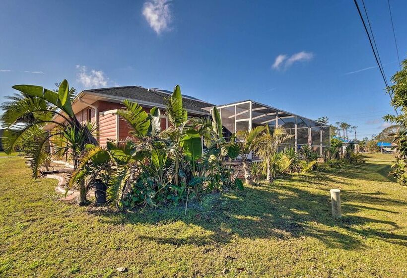 Spacious Port Charlotte Home W/ Lanai!