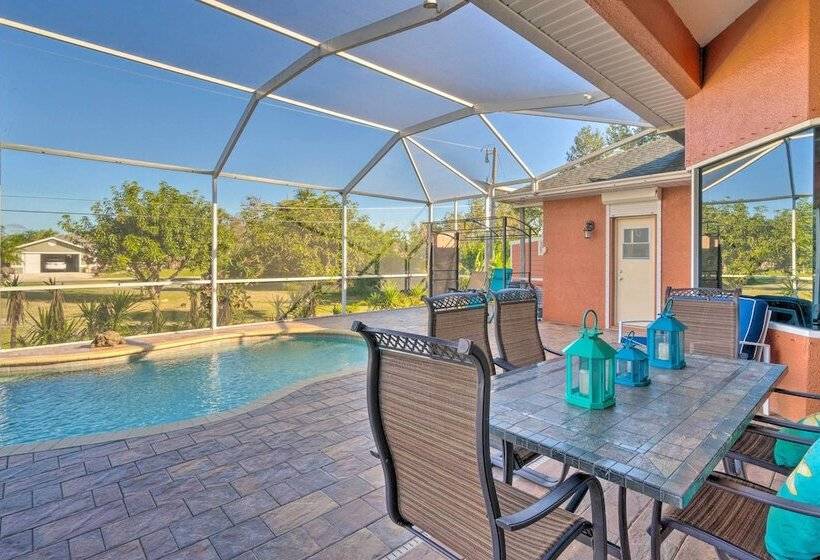 Spacious Port Charlotte Home W/ Lanai!