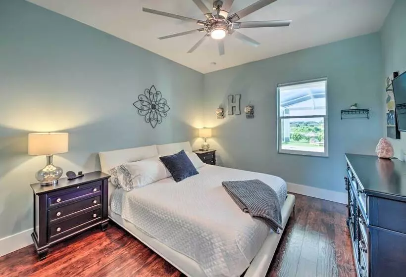 Sprawling Fort Denaud Paradise: Pool, Hot Tub