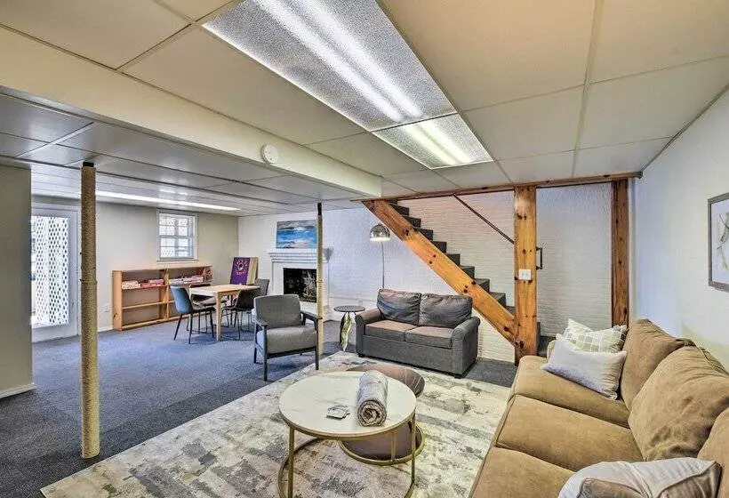 Stunning Seneca Home W/ Lake Keowee Access!