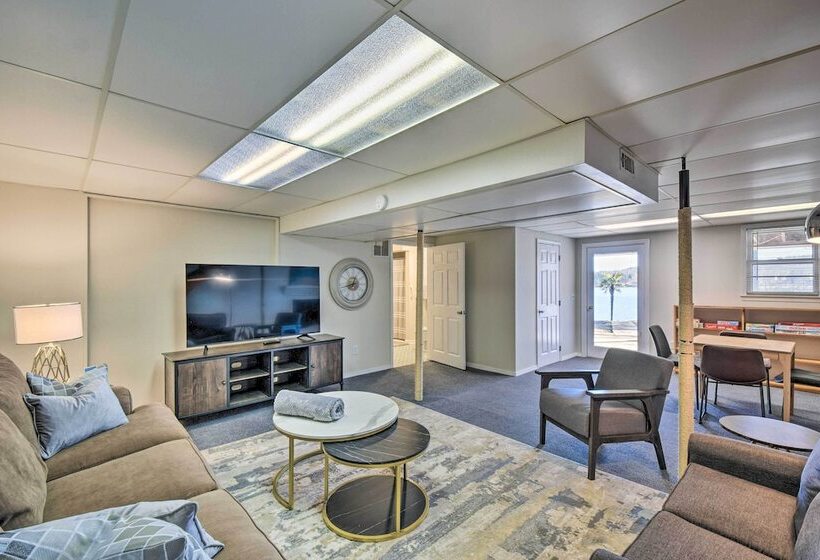 Stunning Seneca Home W/ Lake Keowee Access!