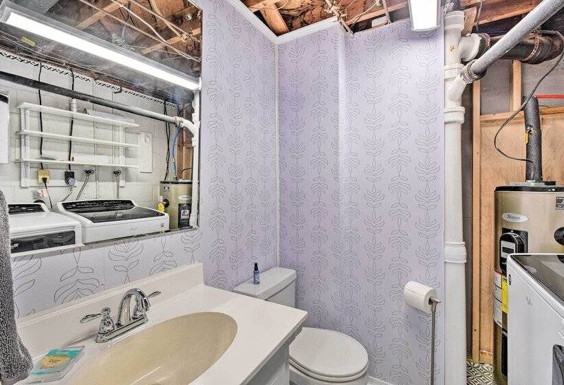 Stunning Seneca Home W/ Lake Keowee Access!